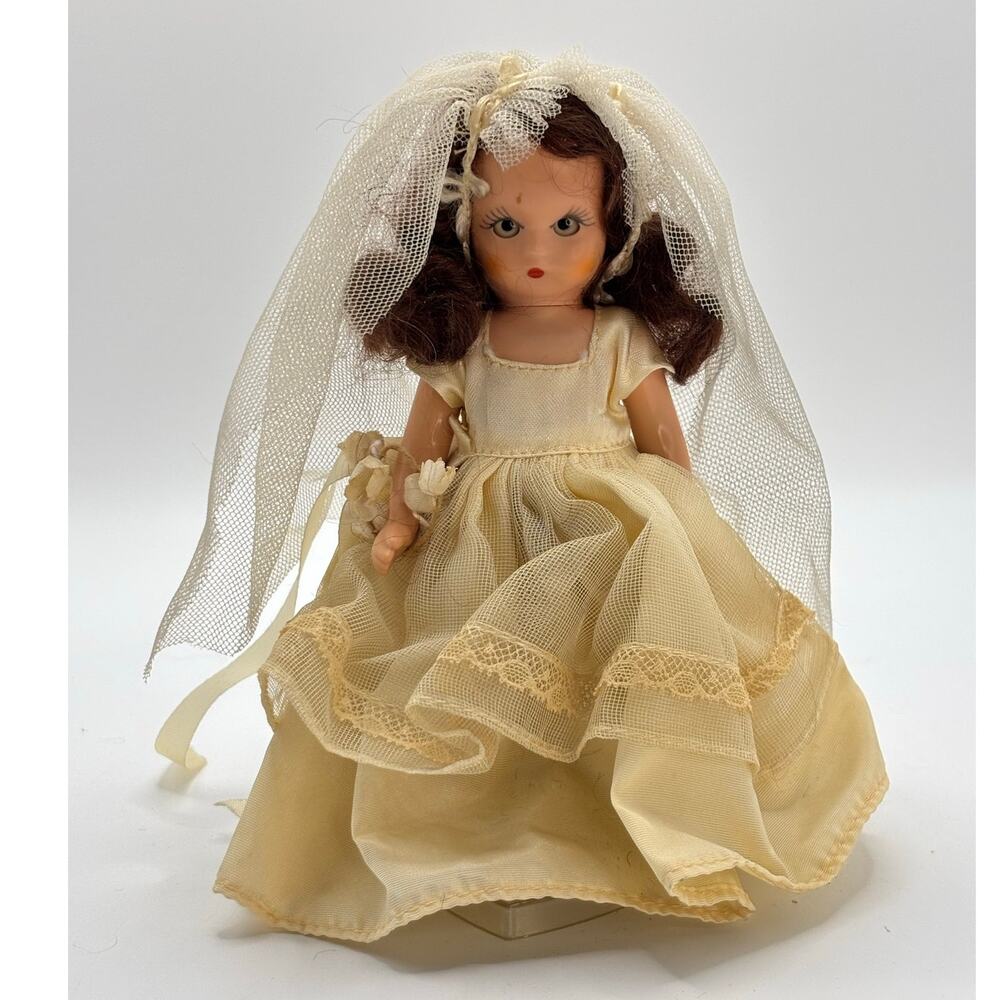 Vintage 1948-1960 Nancy Ann Storybook Bride Doll, Plastic, Sleepy Eyes, w/Stand